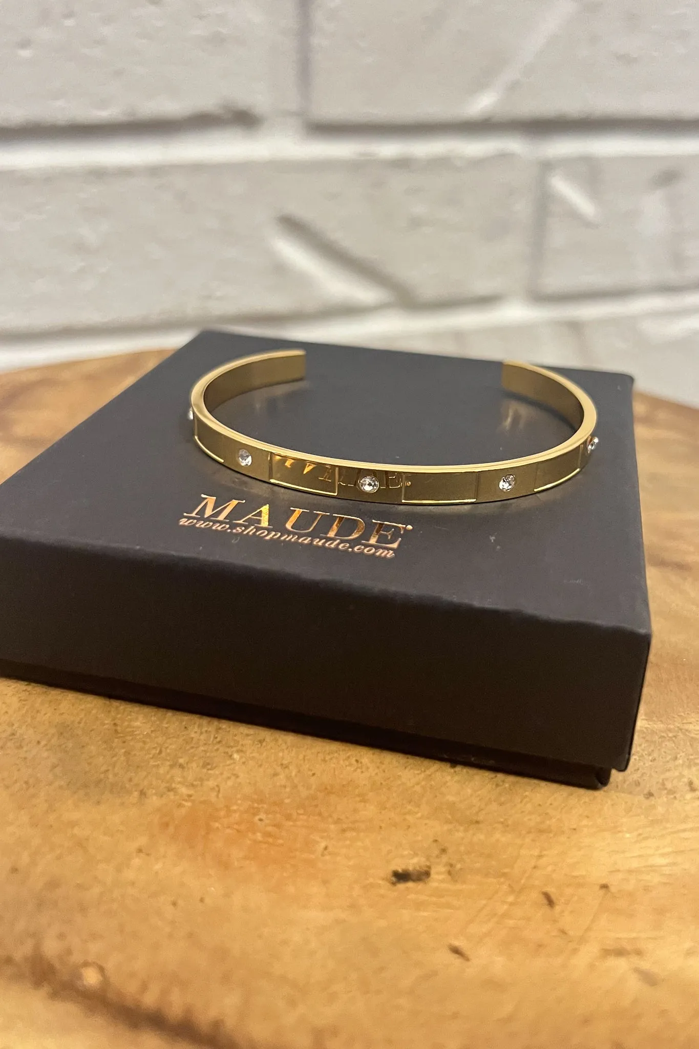 18K Isabella Gold Cuff Bracelet