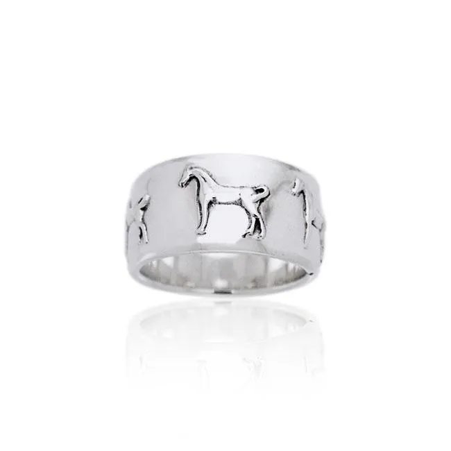 Arabian Flip Tail Horse Silver Ring TRI652