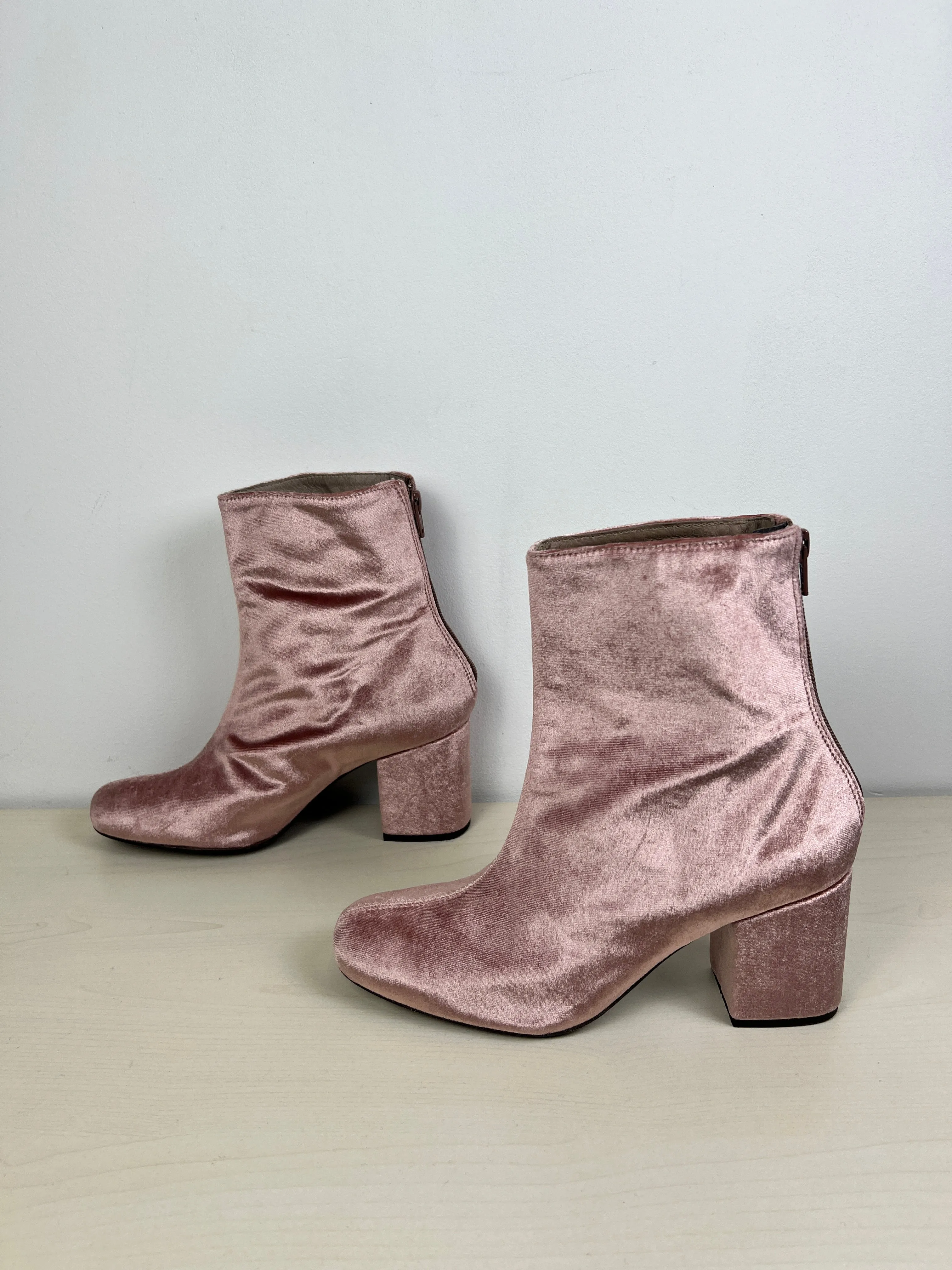 Boots Ankle Heels By Free People In Pink, Size: 7.5