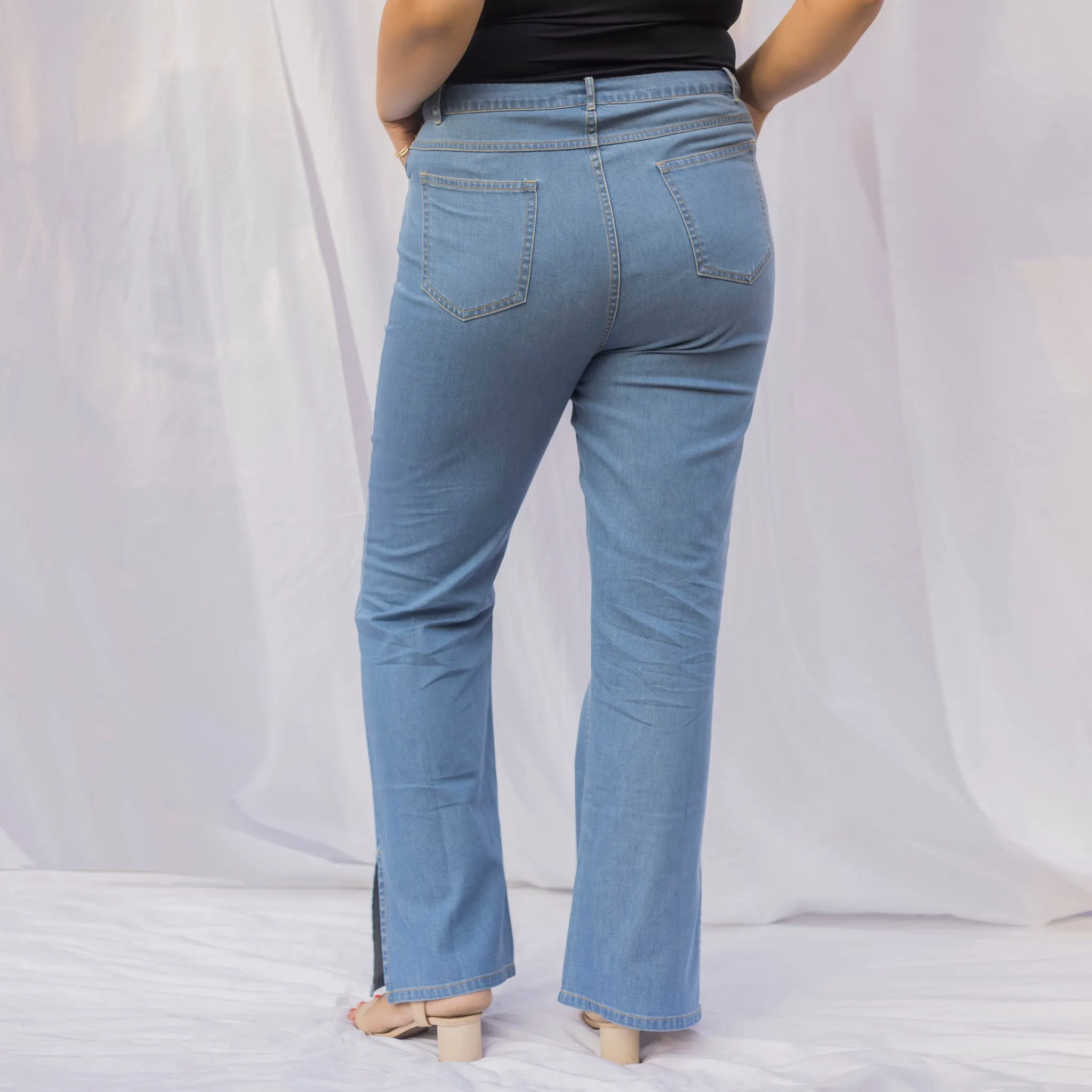 Lorie Bootcut Jeans