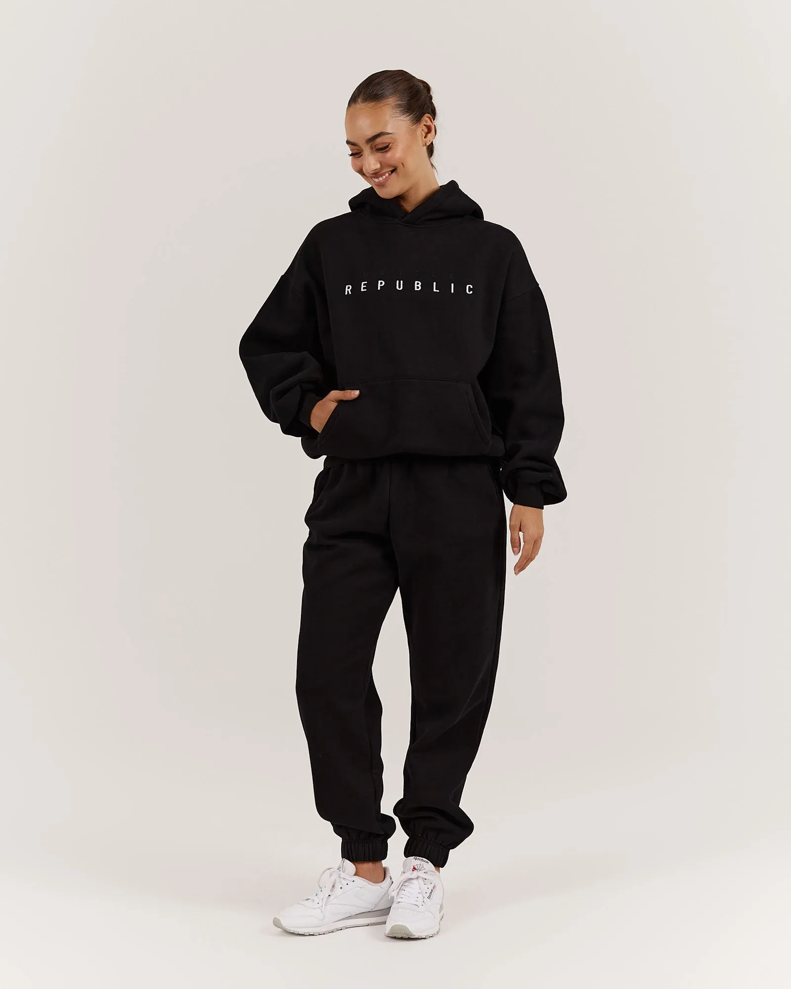 OVERSIZED HOODIE - BLACK