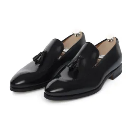 "Magnifico Reverse" Loafer with Tassels in Black