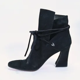 SOLD Via Spiga Y2K Black Suede Ankle Boot, Pointy Toes Wedge Heels 7.5