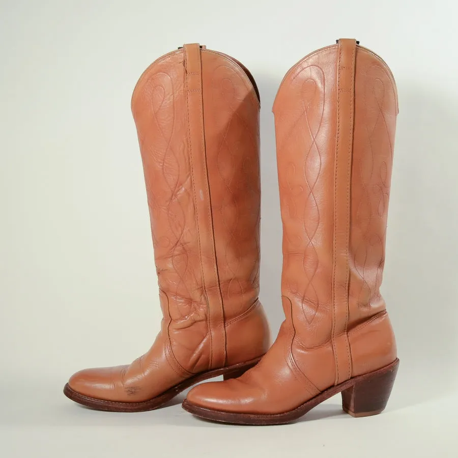 SOLD Vintage Dingo Western Riding Boots 7M